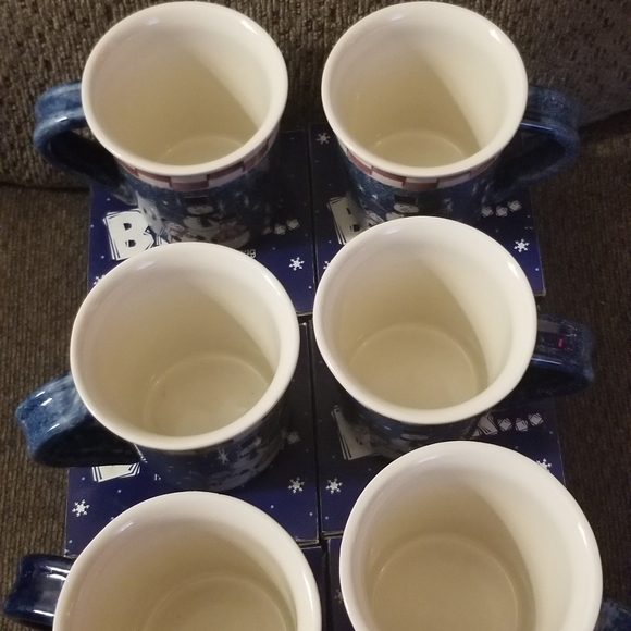 Nwt Adorable set of mugs and candlesticks - Picture 4 of 8